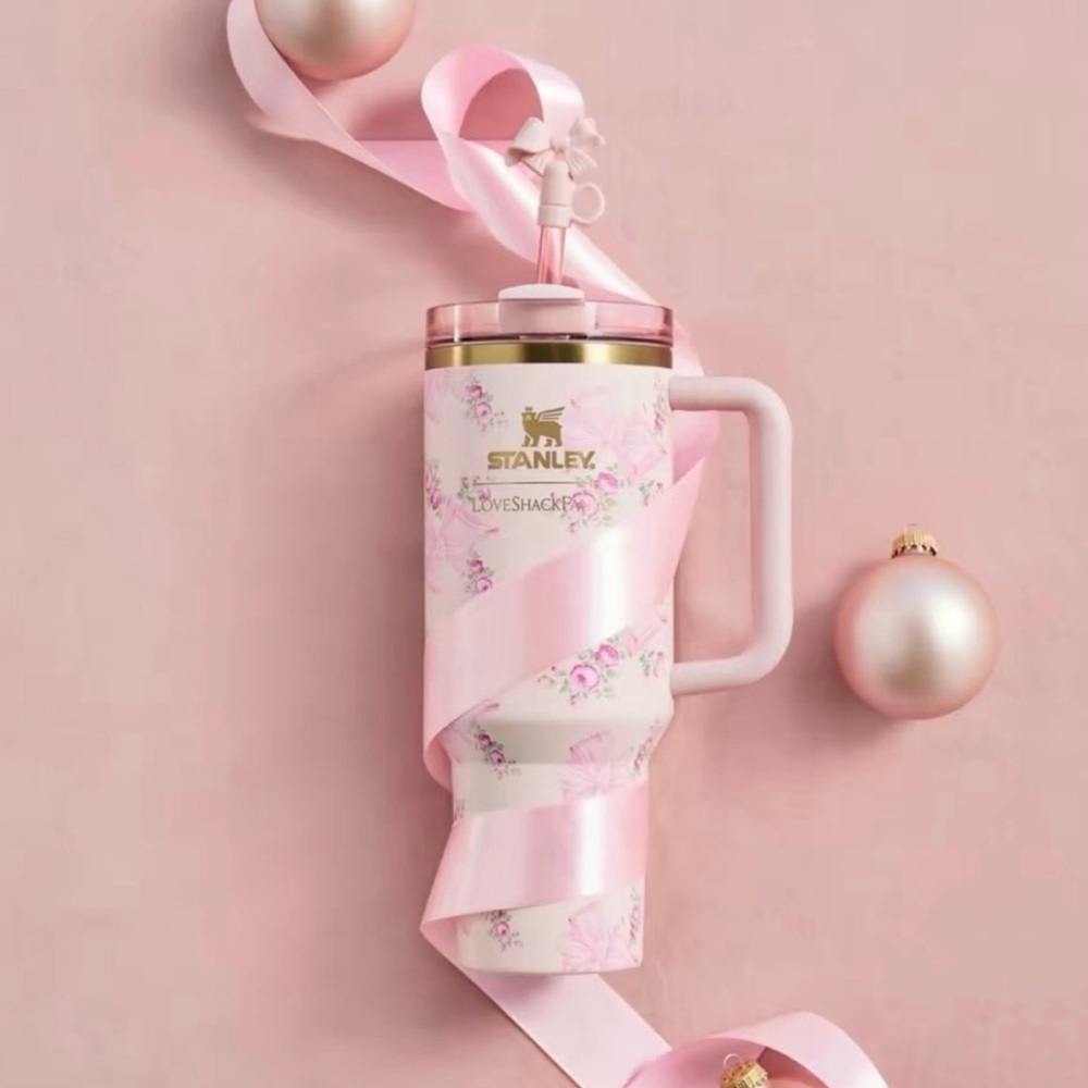 THE STANLEY X LOVESHACKFANCY HOLIDAY QUENCHER | 40 OZ | ROSA BEAUX PINK